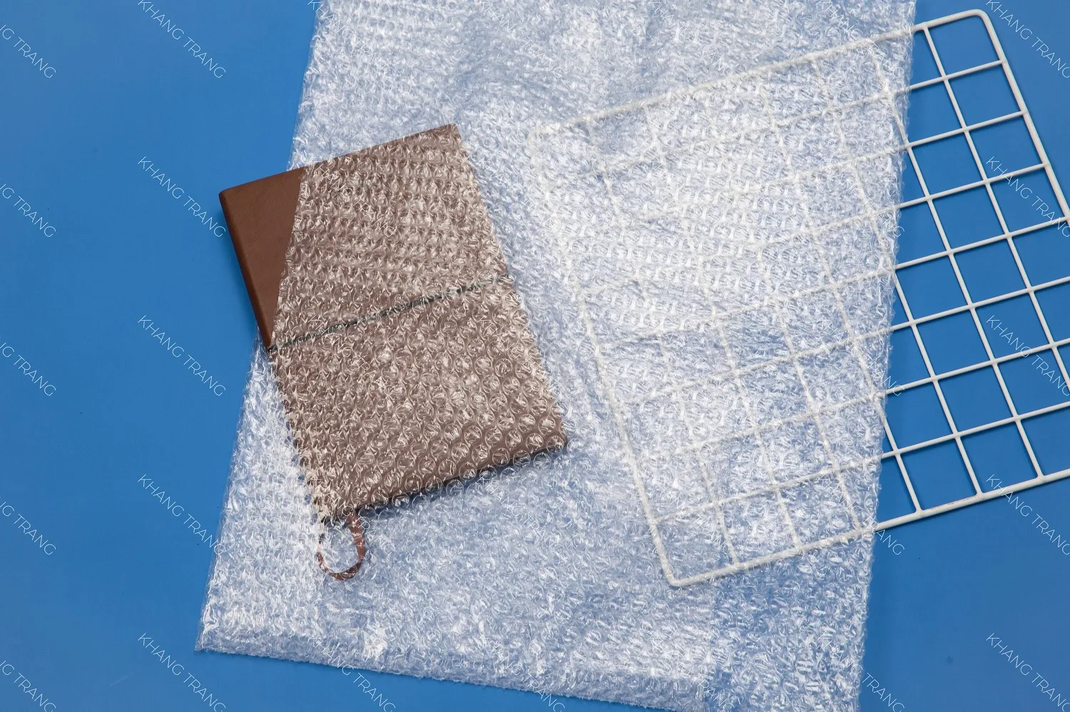 Hướng dẫn sử dụng tấm xốp nổ bọc hàng hiệu quả nhất Hướng dẫn sử dụng tấm xốp nổ bọc hàng hiệu quả nhất